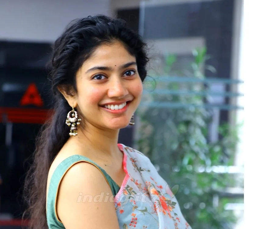 Story of Indian actress sai pallavi movies