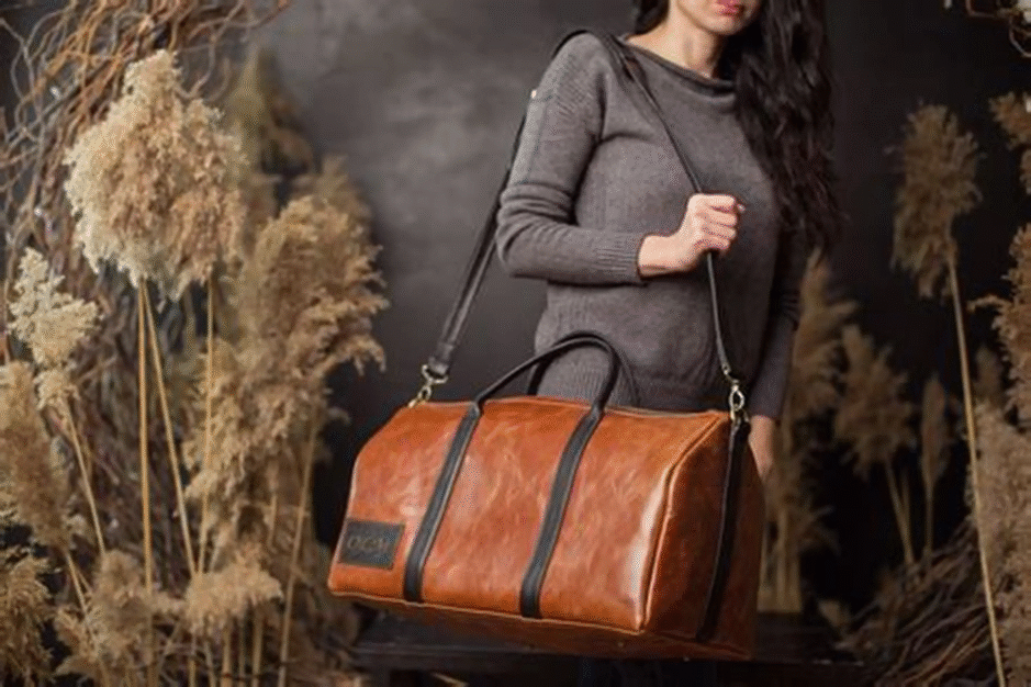 The Ultimate Guide to Choosing the Perfect Travel Bag for Women